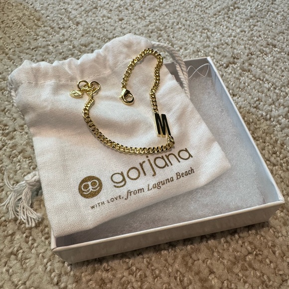 Brand New Gold Gorjana Wilder Alphabet M Bracelet - Picture 3 of 4